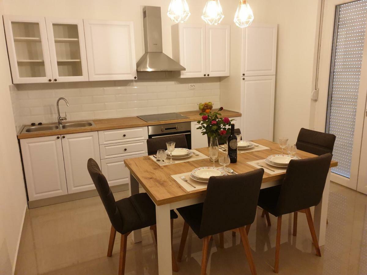 Apartment Kristina Vlašići Bagian luar foto