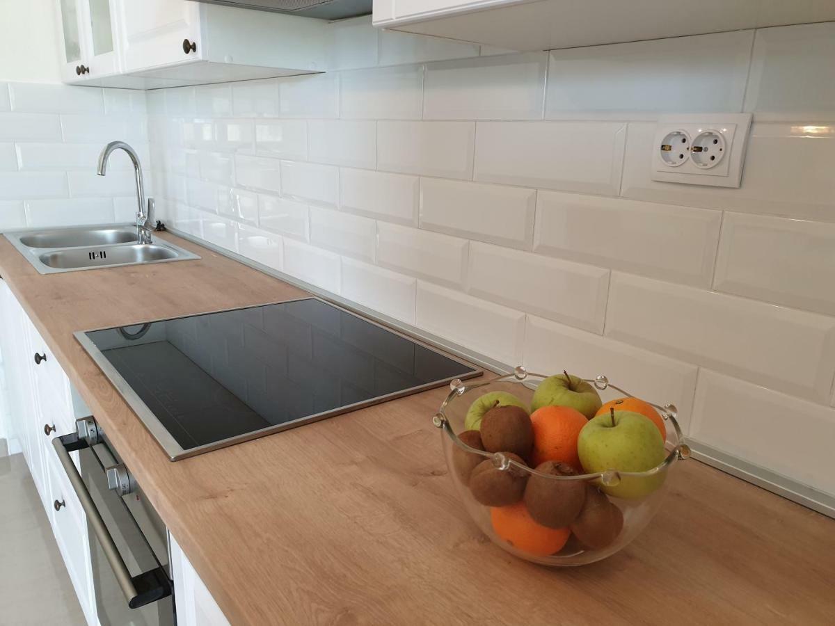 Apartment Kristina Vlašići Bagian luar foto