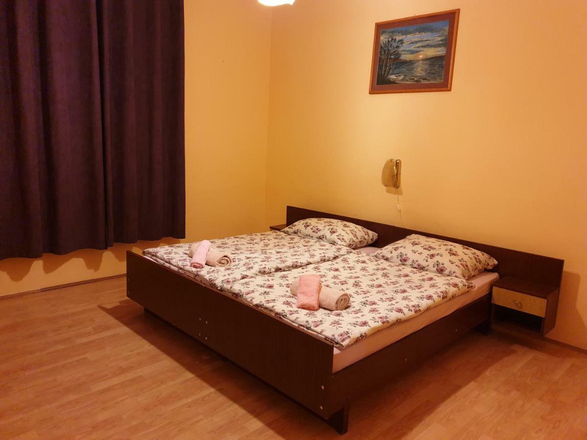 Apartment Kristina Vlašići Bagian luar foto